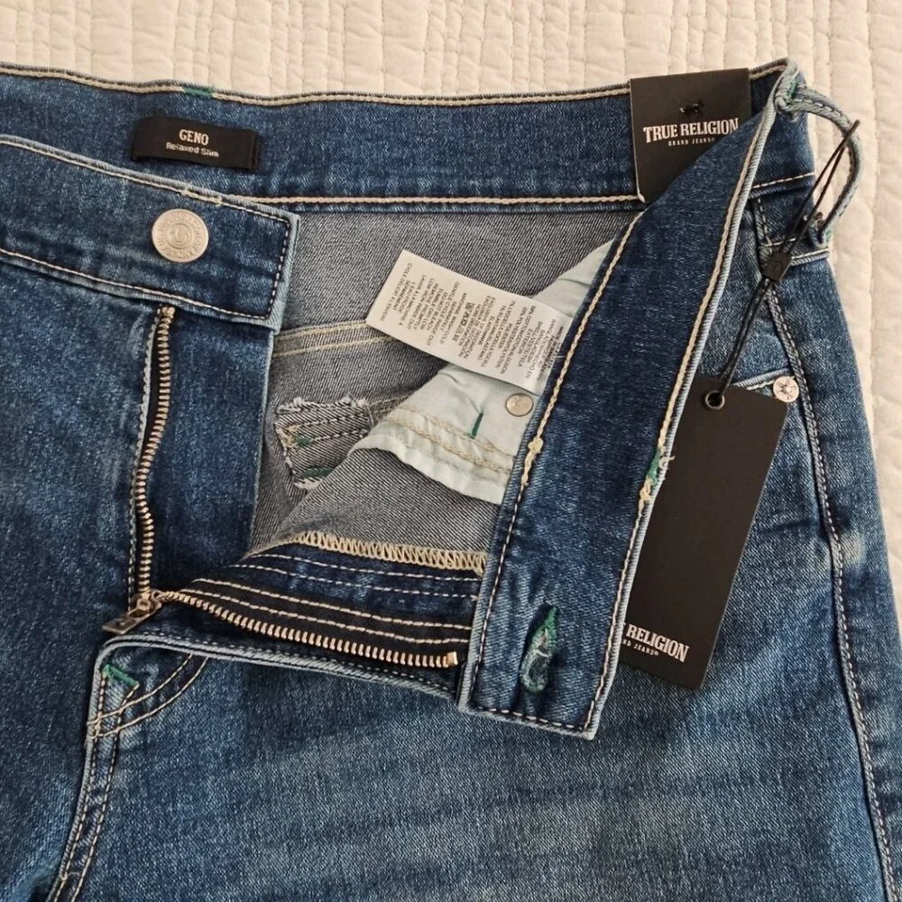 True Religion Geno Big T Flap Jeans Men's 36x32 Med Wash‎ Relaxed Slim NWT NEW